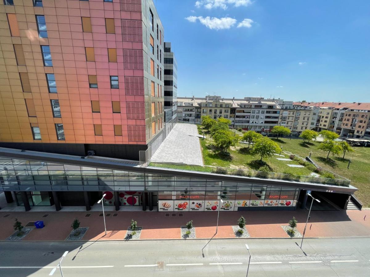 Korzo Osijek 2 Apartamento Exterior foto